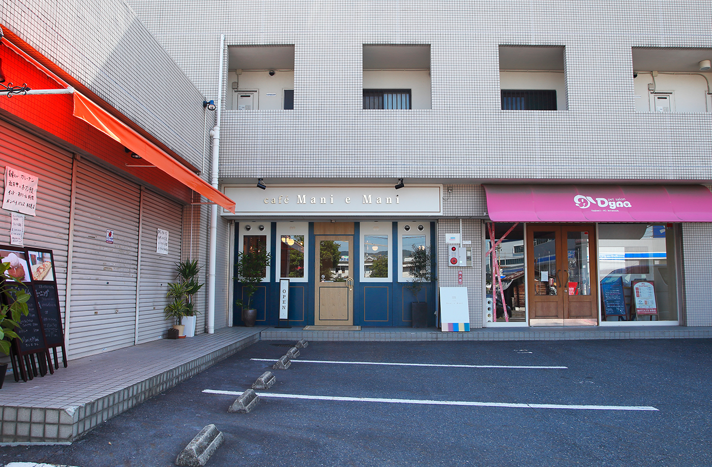 cafe mani e mani 様の外観(After)