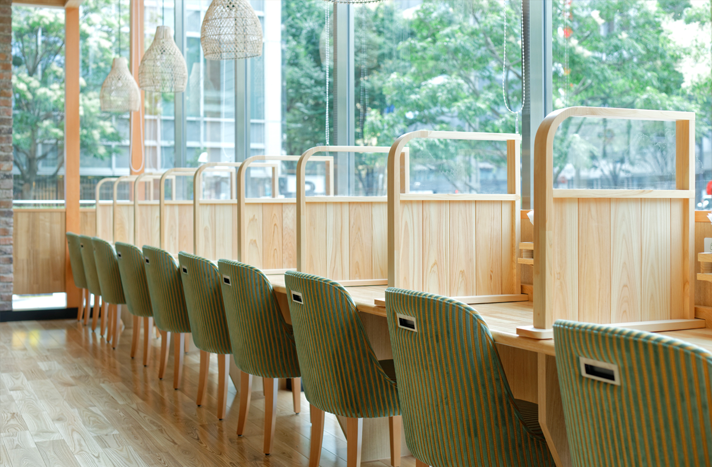 KOMEDA is （コメダイズ）様の内装写真(窓際一人席)